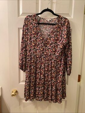 American Eagle Black Floral Long Sleeve Tiered Dress